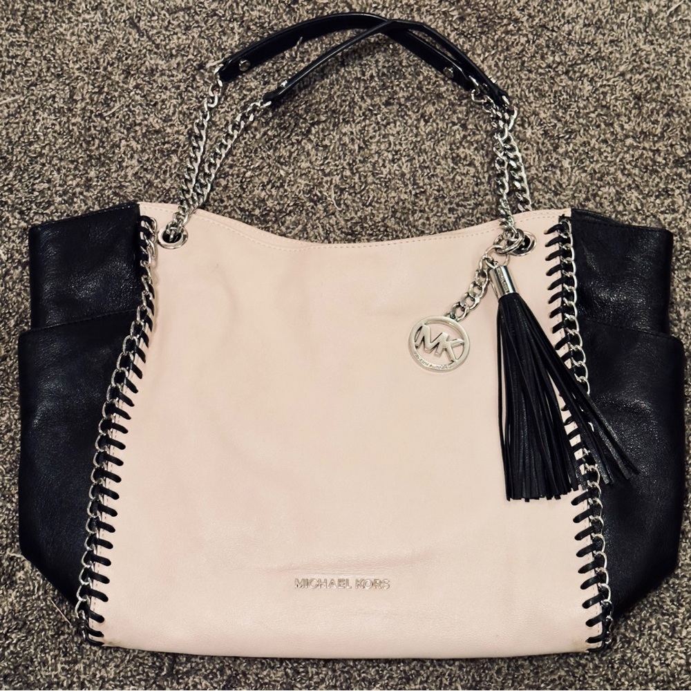 Michael Kors Chelsea Saffiano Leather Large Tote Bag